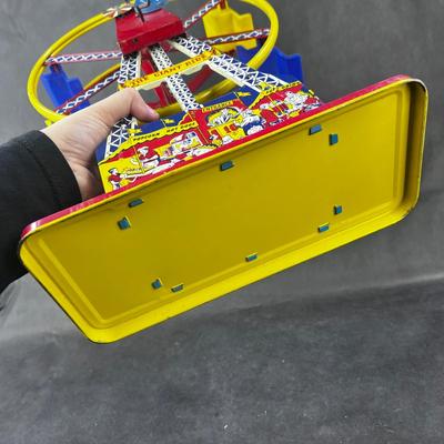 Vintage Tin Litho | The Giant Ride | Ohio Art Co.