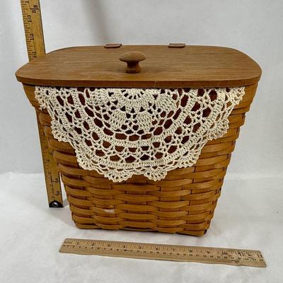 Sale Photo Thumbnail #33: Comes with plastic liner. In good used condition.