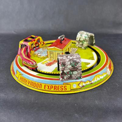 Vintage Tin Litho | Honeymoon Express | Marx