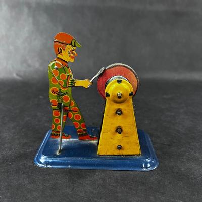 Antique Wind-Up | SparkO | The Scissor Grinder