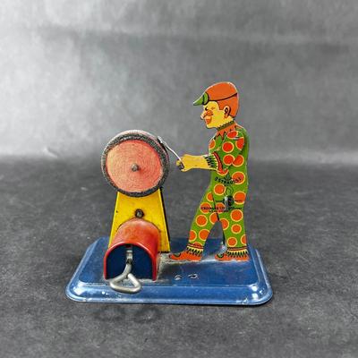 Antique Wind-Up | SparkO | The Scissor Grinder