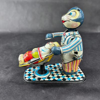 Vintage Wind-Up | Animal Barber Shop | TPS