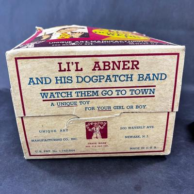 Vintage Wind-Up | Lil' Abner and his Dogpatch Band