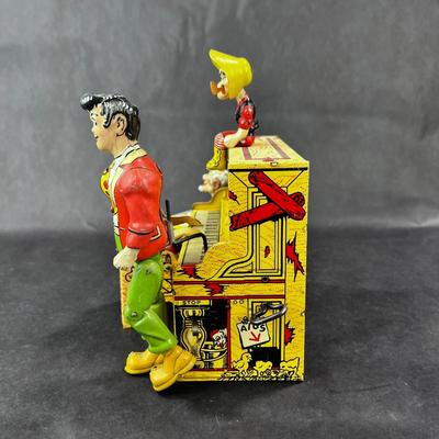 Vintage Wind-Up | Lil' Abner and his Dogpatch Band