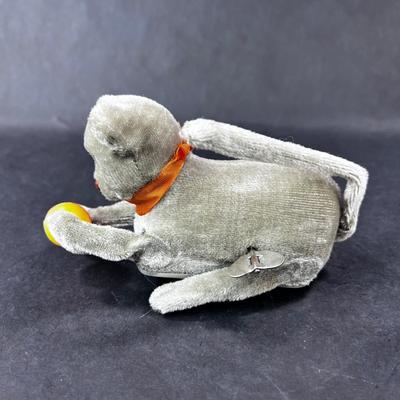 Vintage Wind-Up | Plush Cat with Ball