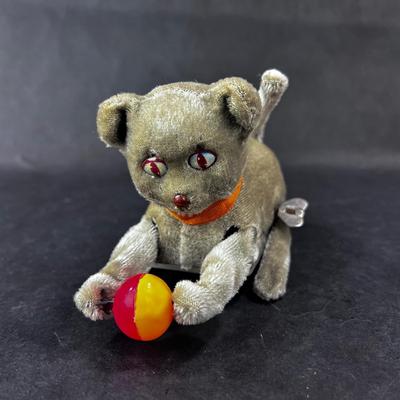 Vintage Wind-Up | Plush Cat with Ball