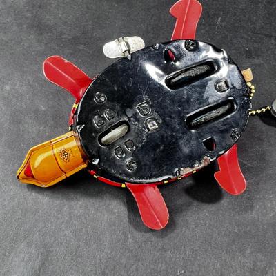 Vintage Wind-Up | Turtle Family | Modern Toys