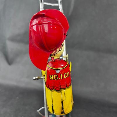 Vintage Wind-Up | The Climbing Fireman | Marx