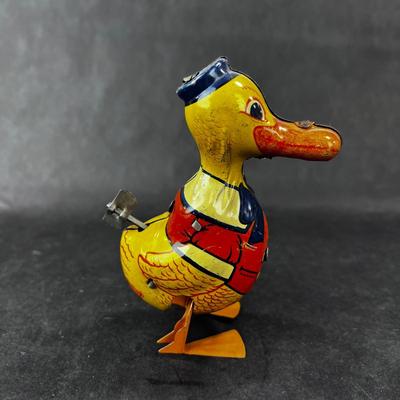 Vintage Wind Up | Waddling Duck | J Chein