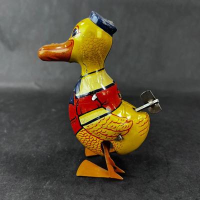 Vintage Wind Up | Waddling Duck | J Chein
