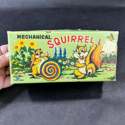 Vintage Wind-Up | Mechanical Squirrel Land | Complete