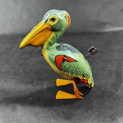 Vintage Wind-Up | Waddling Tin Pelican