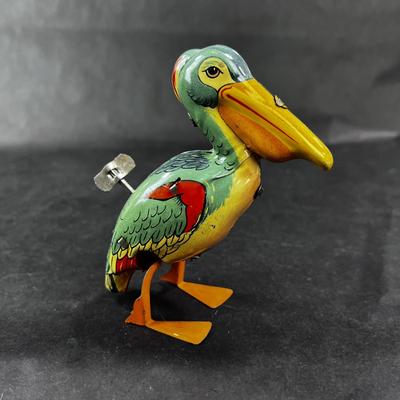 Vintage Wind-Up | Waddling Tin Pelican