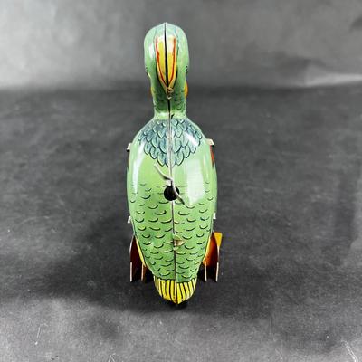 Vintage Wind-Up | Waddling Tin Pelican