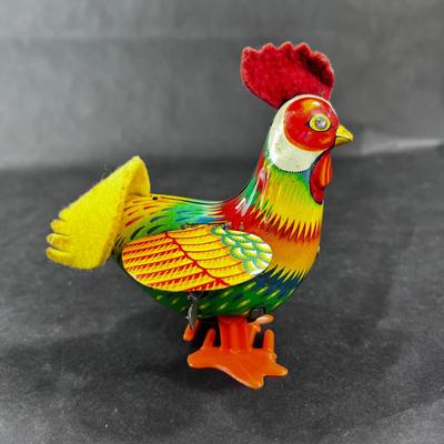 Vintage Tin Litho | Strutting Rooster