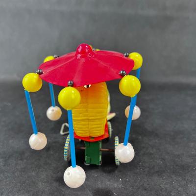 Vintage Celluloid and Tin Wind-Up | Duck and Carriage