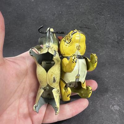 Vintage Tin Litho | Wind-Up Dogs