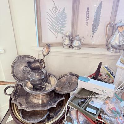 Sale Photo Thumbnail #4: - Curtains are not included. 
NO CHERRY PICKING or taking ONLY the items you want and leaving the rest or you will be banned! Please arrive with enough time to load. Bring boxes/any tools to assemble /dolly/people to help load/etc.
- Questions? Call Candi