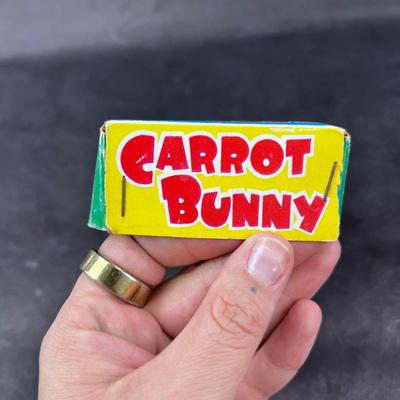 Vintage Wind-Up | Carrot Bunny | Alps