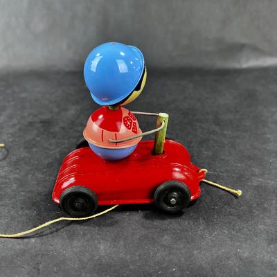 Vintage Pull Toy | Bobbin Bob Car | Lagco