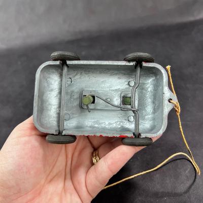 Vintage Pull Toy | Bobbin Bob Car | Lagco