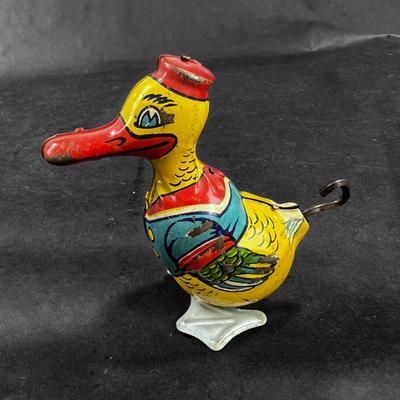 Vintage Wind-Up | Tin Waddling Duck | J Chein