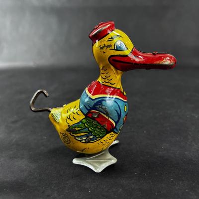 Vintage Wind-Up | Tin Waddling Duck | J Chein