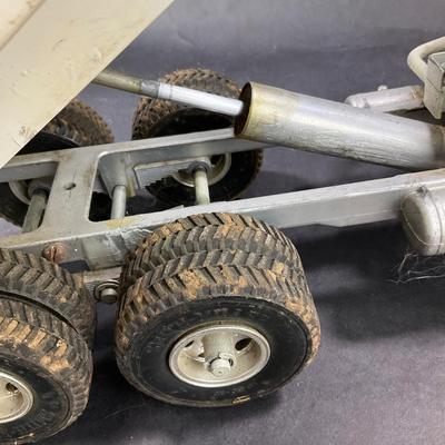 Vintage Steel | Smith-Miller Mack Truck | Hydraulic