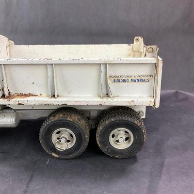 Vintage Steel | Smith-Miller Mack Truck | Hydraulic