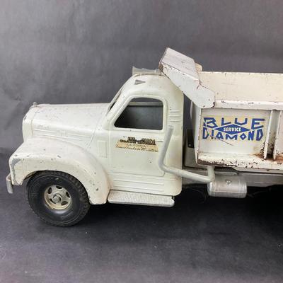 Vintage Steel | Smith-Miller Mack Truck | Hydraulic