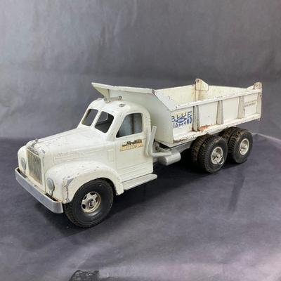 Vintage Steel | Smith-Miller Mack Truck | Hydraulic