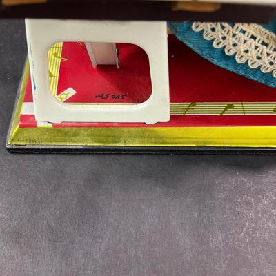 Vintage Wind-Up | Xylophone Girl