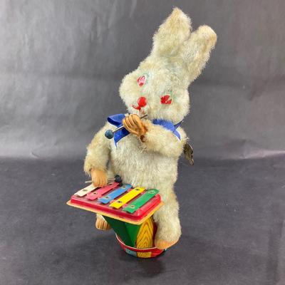 Vintage Wind-Up | Plush Rabbit with Xylophone