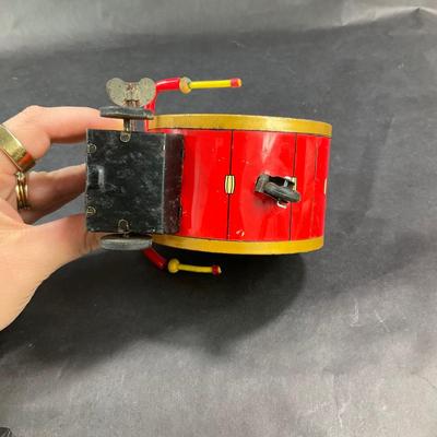 Vintage Wind-Up | Circus Performer with Drum | Daiya