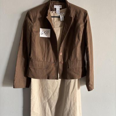 Lady’s Size 8 Dress