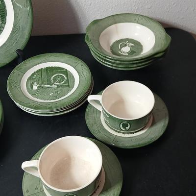 MCM 1950's Colonial Homestead dinnerware serve ware by Royal China, Complete serving set for 4