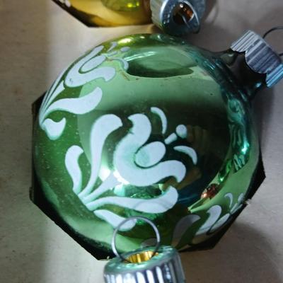 Vintage Shiny Brite Christmas ornaments - Frosted and stenciled