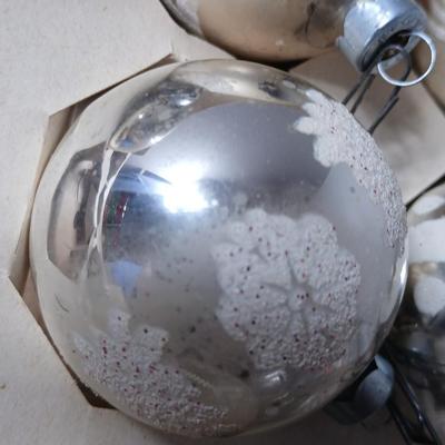 Vintage Shiny Brite Christmas ornaments - Frosted and stenciled