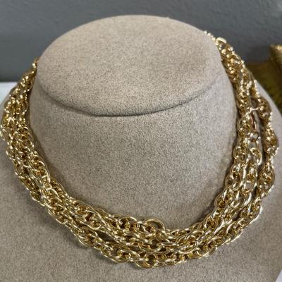 Mixed metal color necklaces