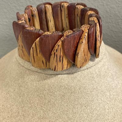 Wild wood jewelry