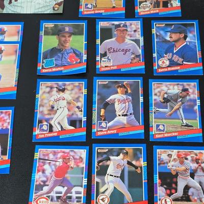 Collection of baseball cards - Signed Greg Riddoch cards -