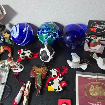 Nice collection of Christmas tree ornaments - USA Glass bulbs - White house - Santas - Angels - newer & vintage