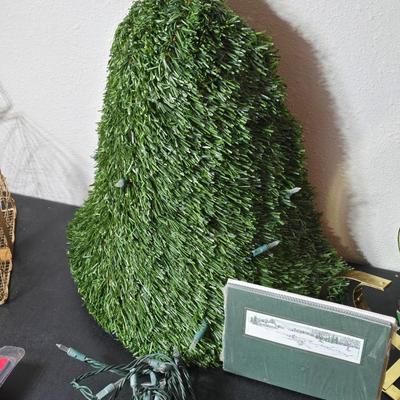 Christmas decor - Large pine garland bell - Wooden Sleigh - wire present and some working lights with a new timer