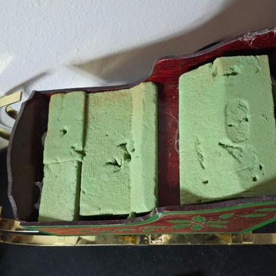 Christmas decor - Large pine garland bell - Wooden Sleigh - wire present and some working lights with a new timer