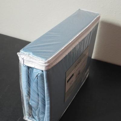 Brand new JC Penney Home Performance FULL sheet set 575 thread count with New Sharp Alarm clock GREAT GIFT IDEAS!