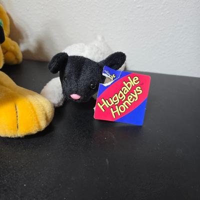 Toys for Children - Jump rope - Plush Pluto and other animals - Paper doll accessories and more