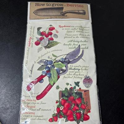 Brand new Rival toaster - New Ultimate 5 piece trivet set - and two new garden themed flour sack towels GREAT GIFT IDEAS!