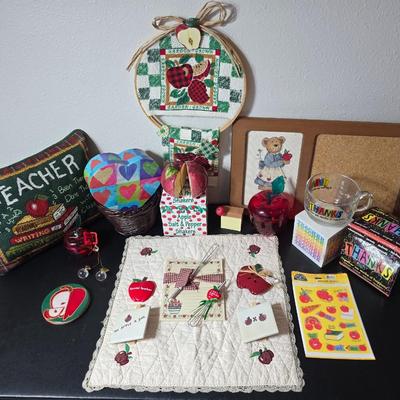 For the TEACHER - Apples - notecards - Pillow - mug - bulletin board - and much more apple themed!