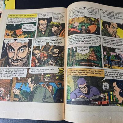 Collection of Six Vintage Comic books - Quincy - Tiger & Quincy - Beetle Bailey - The Phantom - Prince Valiant 1970's mostly