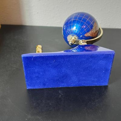 Beautiful gemstone globe pen set GREAT GIFT IDEA!